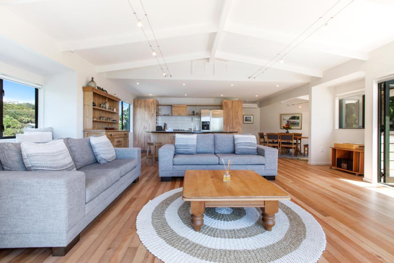 Beachfront Enclosure Bay - Waiheke Unlimited Oneroa Exterior photo