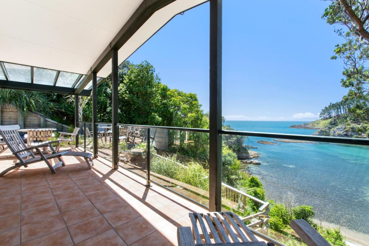 Beachfront Enclosure Bay - Waiheke Unlimited Oneroa Exterior photo